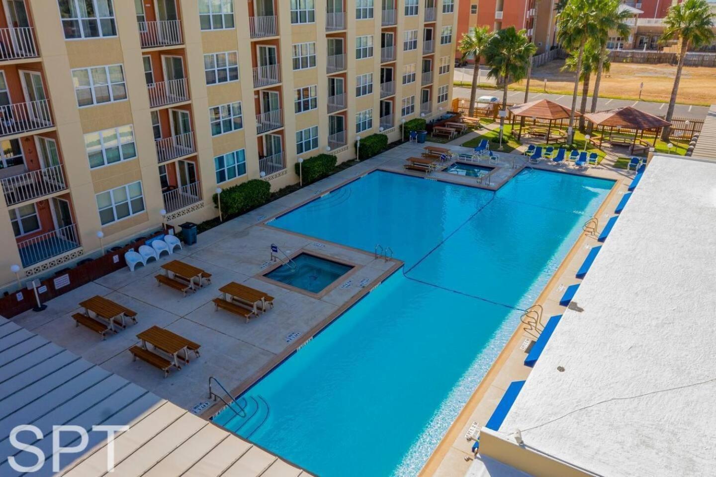 Beach Access Condo With Pool, Hot Tub Area & Bbq - Gulfview I - Unit 213 South Padre Island Eksteriør billede